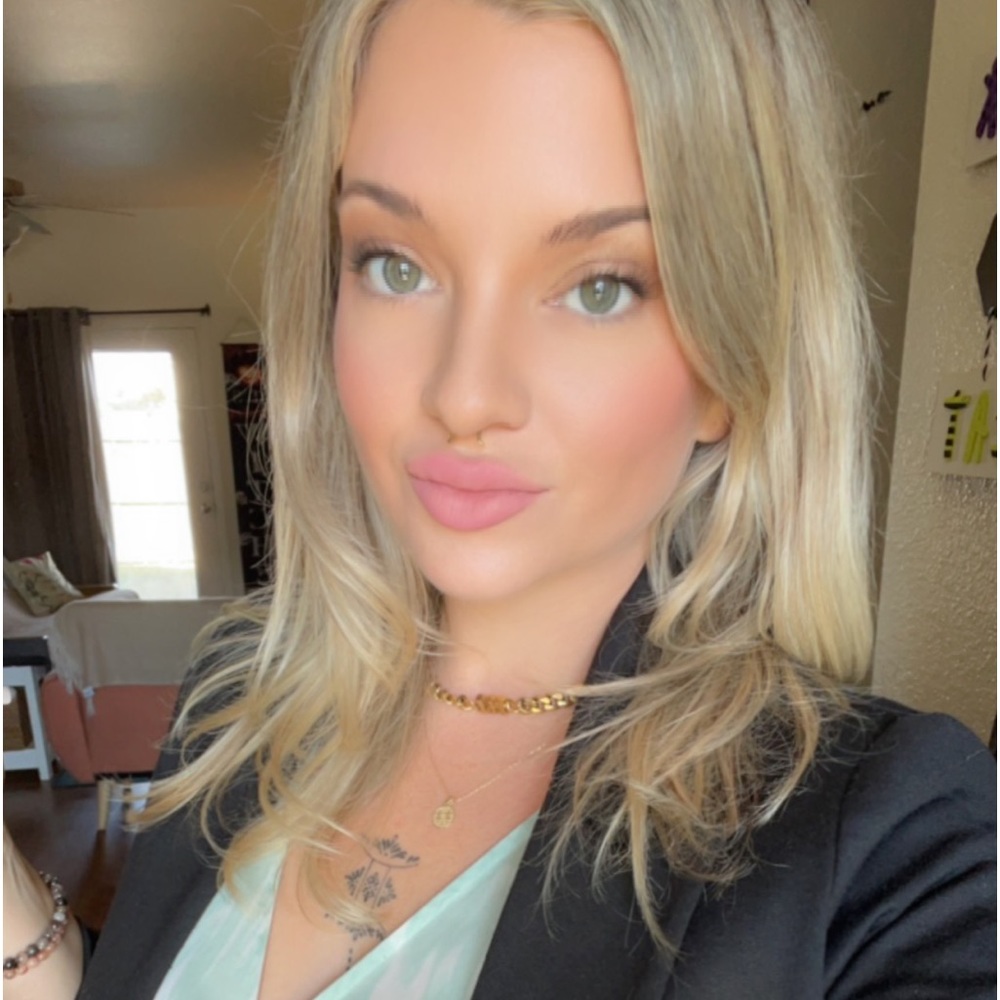Meet your Posher, Shay